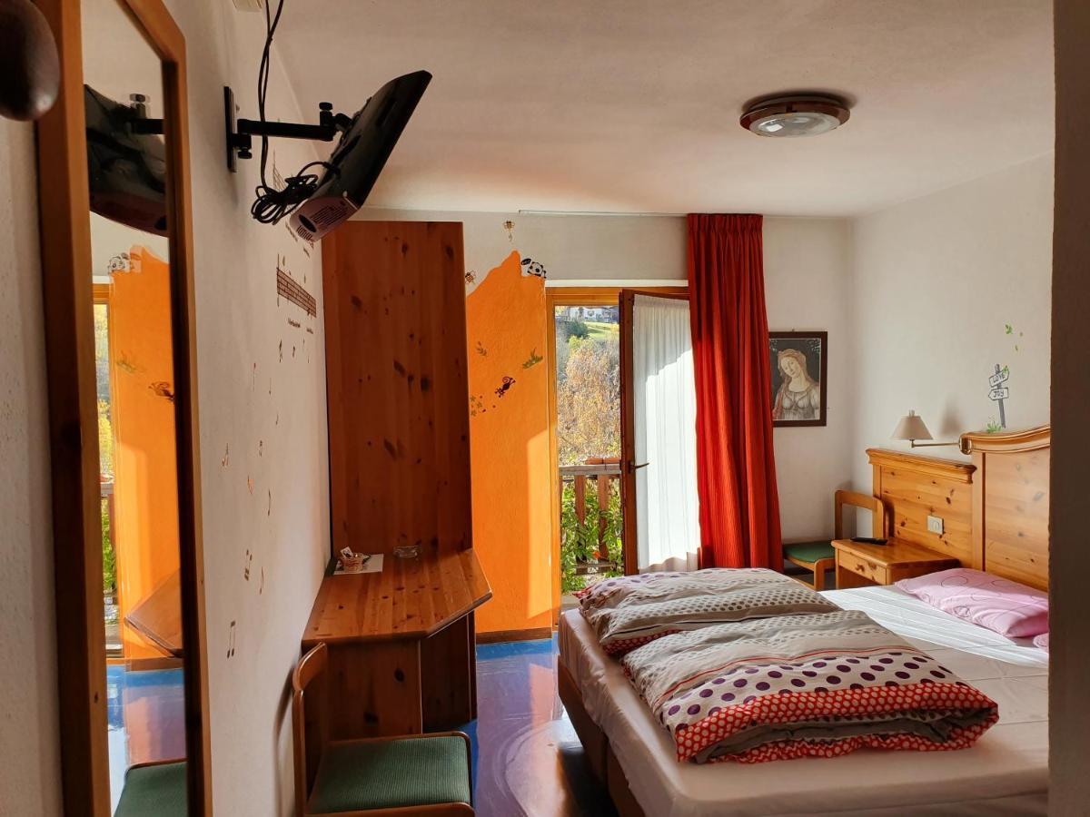 בורמיו Hotel Daniela מראה חיצוני תמונה